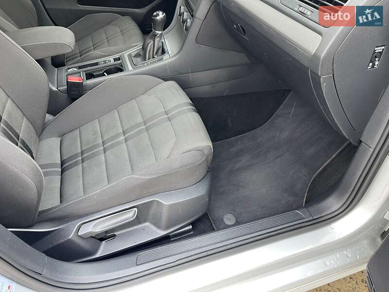 Універсал Volkswagen Golf 2014 в Ужгороді фото 23 Універсал Volkswagen Golf 2014 в Ужгороді