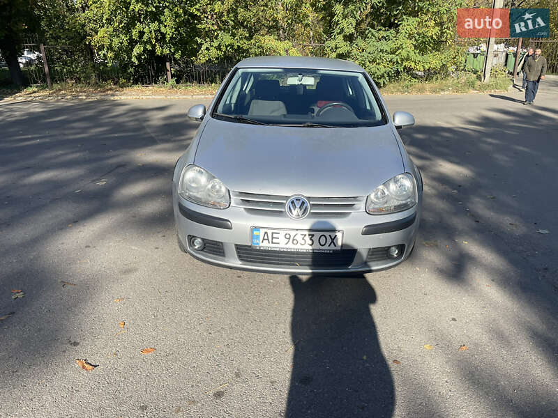 Volkswagen Golf 2003