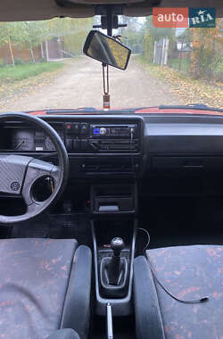 Хэтчбек Volkswagen Golf 1988 в  фото 7 Хэтчбек Volkswagen Golf 1988 в