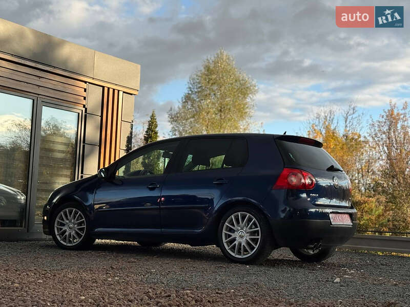 Хэтчбек Volkswagen Golf 2008 в Дрогобыче