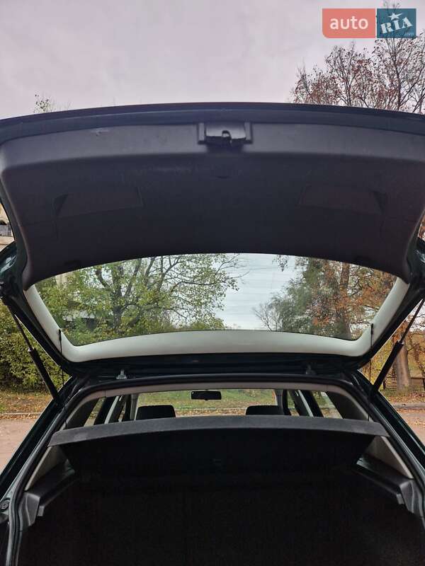 Хэтчбек Volkswagen Golf 2006 в Корсуне-Шевченковском фото 23 Хэтчбек Volkswagen Golf 2006 в Корсуне-Шевченковском