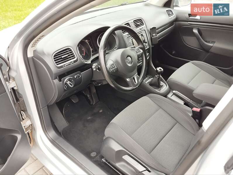 Универсал Volkswagen Golf 2011 в Луцке фото 22 Универсал Volkswagen Golf 2011 в Луцке