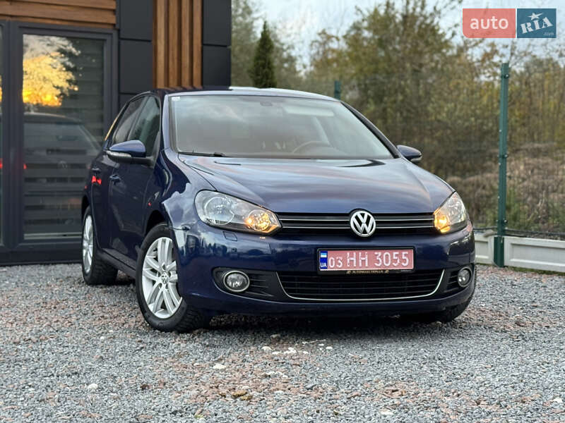 Хетчбек Volkswagen Golf 2010 в Дрогобичі