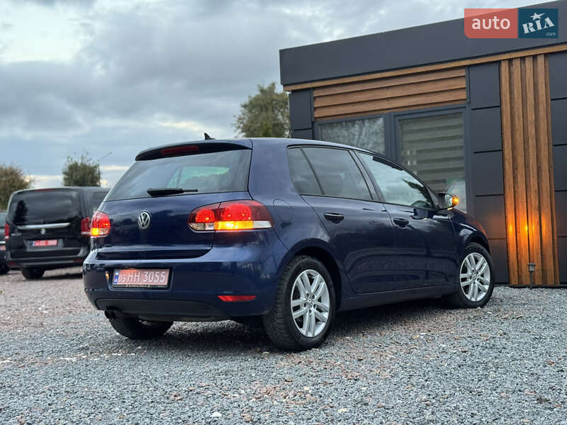 Хетчбек Volkswagen Golf 2010 в Дрогобичі