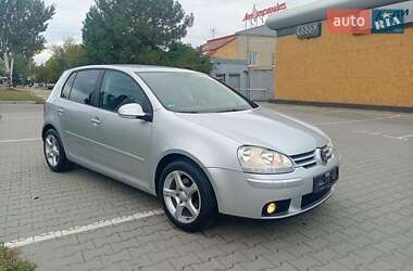 Хетчбек Volkswagen Golf 2008 в Запоріжжі