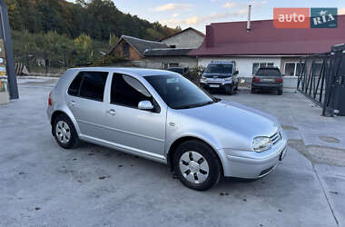 Хэтчбек Volkswagen Golf 2003 в  фото 14 Хэтчбек Volkswagen Golf 2003 в