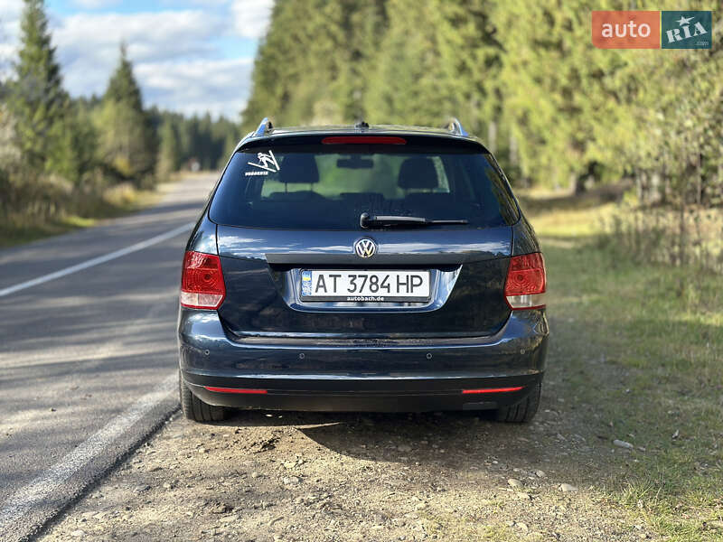 Универсал Volkswagen Golf 2009 в Ворохте