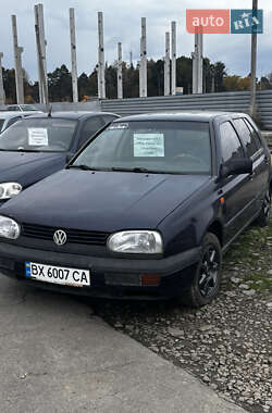 Хэтчбек Volkswagen Golf 1994 в Шепетовке