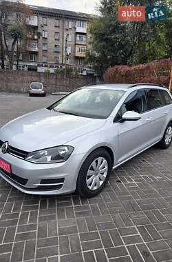 Універсал Volkswagen Golf 2016 в Кам'янському
