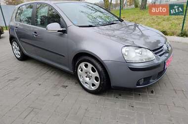 Хэтчбек Volkswagen Golf 2006 в Киеве
