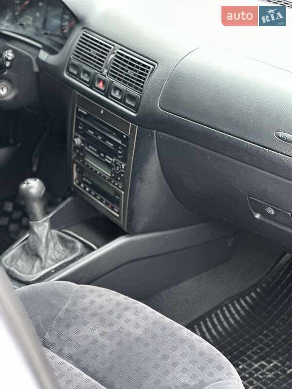 Хэтчбек Volkswagen Golf 2002 в Тернополе фото 10 Хэтчбек Volkswagen Golf 2002 в Тернополе