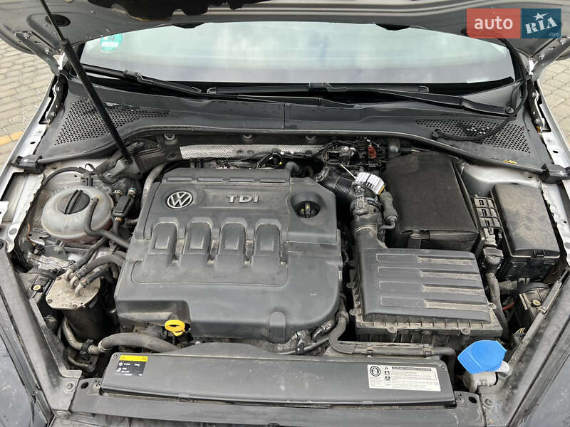 Универсал Volkswagen Golf 2015 в Львове