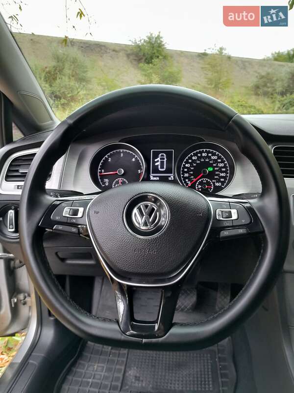 Універсал Volkswagen Golf 2015 в Запоріжжі фото 25 Універсал Volkswagen Golf 2015 в Запоріжжі