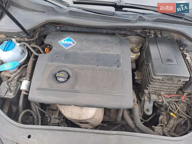 Хэтчбек Volkswagen Golf 2005 в Ирпене фото 15 Хэтчбек Volkswagen Golf 2005 в Ирпене