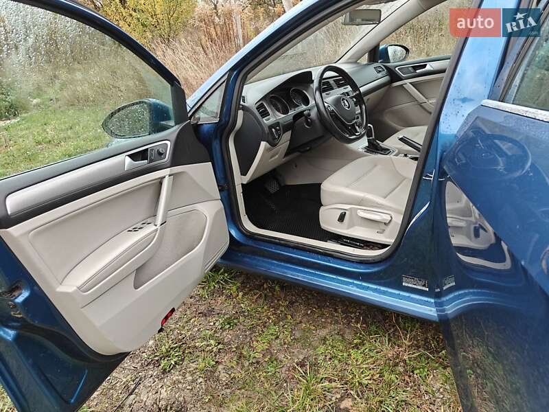 Универсал Volkswagen Golf 2015 в Ивано-Франковске фото 17 Универсал Volkswagen Golf 2015 в Ивано-Франковске