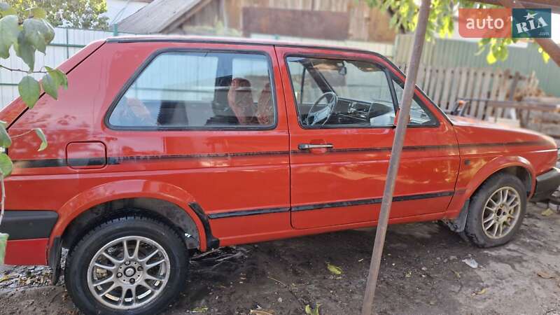 Хетчбек Volkswagen Golf 1985 в Дніпрі