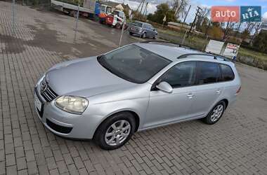 Универсал Volkswagen Golf 2008 в Иваничах