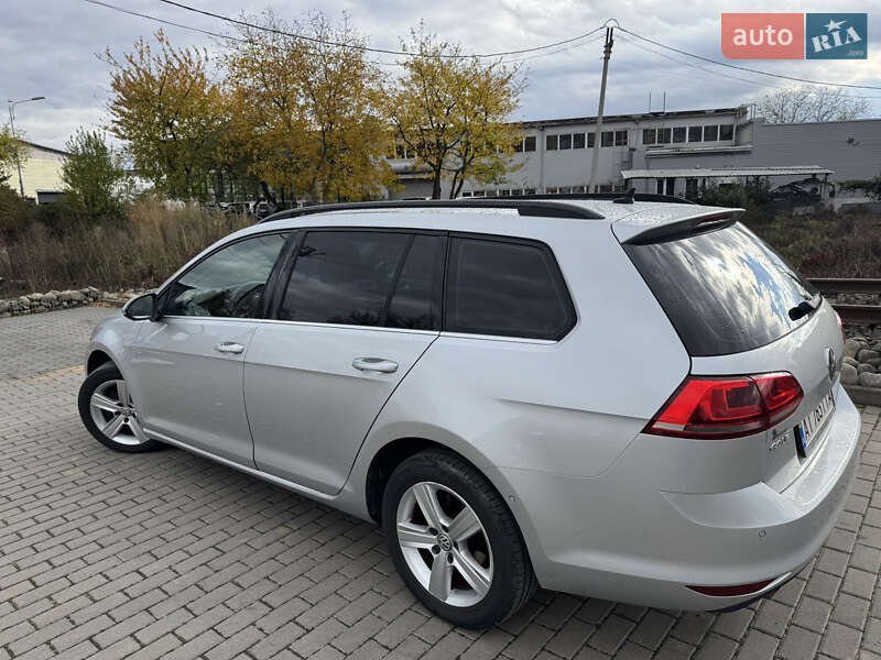 Універсал Volkswagen Golf 2014 в Івано-Франківську