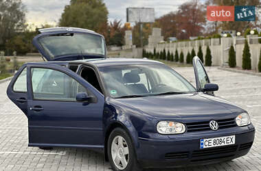 Хетчбек Volkswagen Golf 2000 в Чернівцях