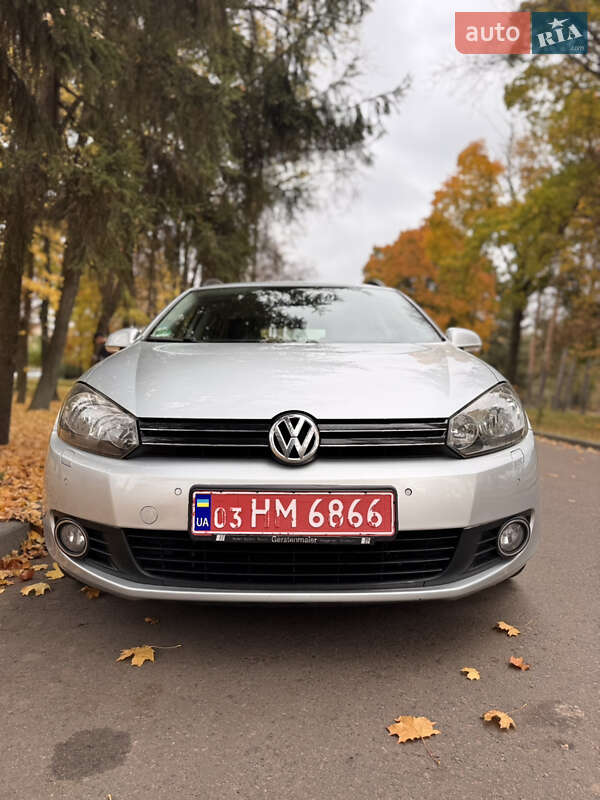 Универсал Volkswagen Golf 2009 в Сумах