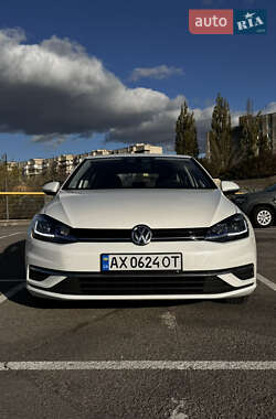 Хетчбек Volkswagen Golf 2020 в Івано-Франківську