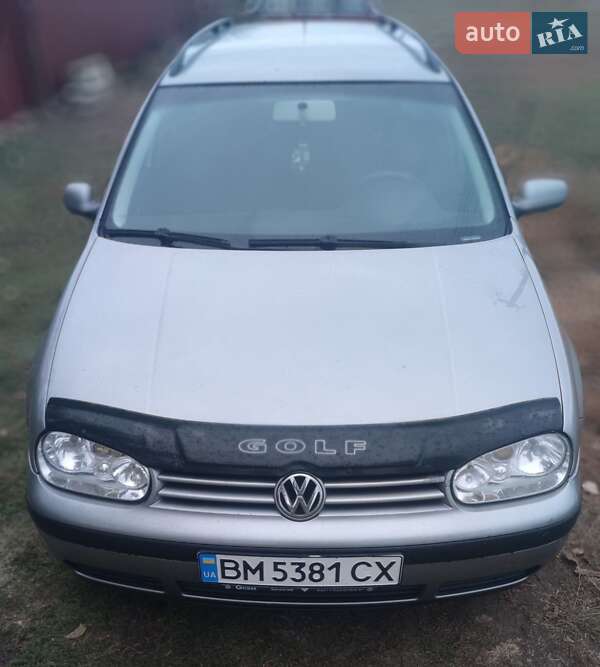 Універсал Volkswagen Golf 2004 в Охтирці