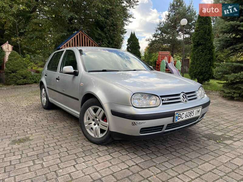 Volkswagen Golf 2002