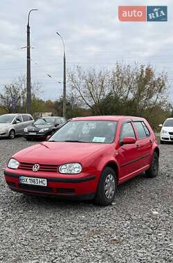 Хэтчбек Volkswagen Golf 2001 в Хмельницком