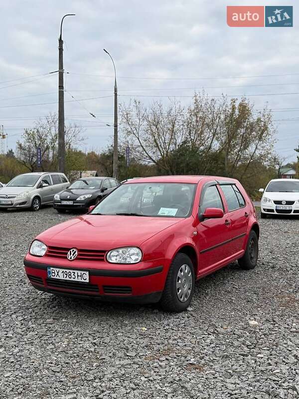 Хетчбек Volkswagen Golf 2001 в Хмельницькому