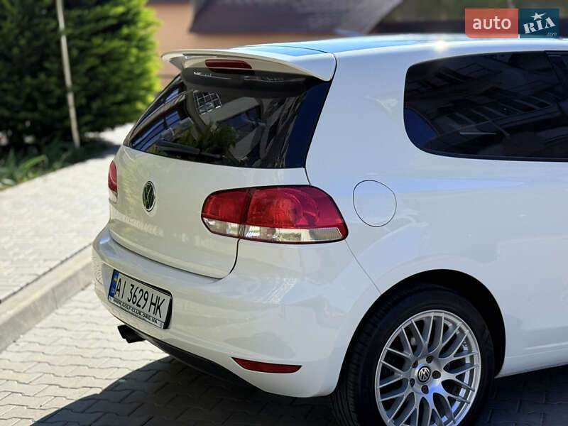 Хэтчбек Volkswagen Golf 2011 в Одессе