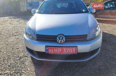 Універсал Volkswagen Golf 2010 в Нововолинську