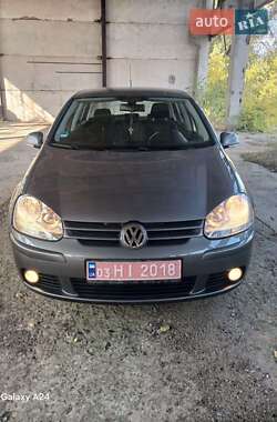 Хэтчбек Volkswagen Golf 2007 в Подольске