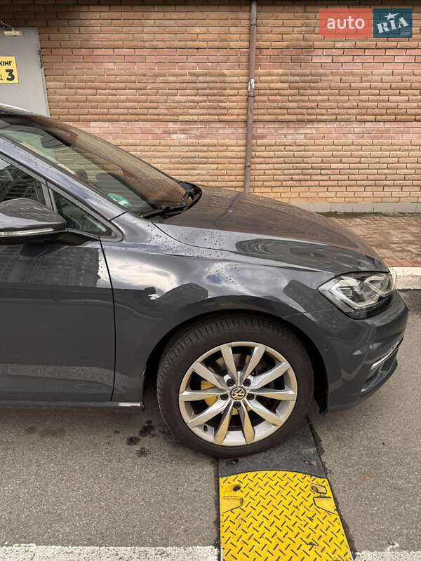 Универсал Volkswagen Golf 2018 в Киеве фото 6 Универсал Volkswagen Golf 2018 в Киеве