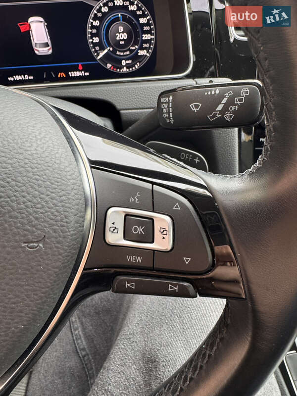Универсал Volkswagen Golf 2018 в Киеве фото 32 Универсал Volkswagen Golf 2018 в Киеве