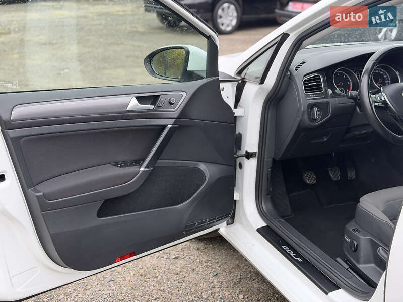 Универсал Volkswagen Golf 2018 в Ровно фото 17 Универсал Volkswagen Golf 2018 в Ровно