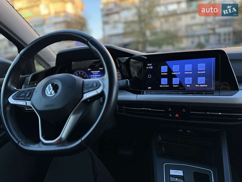 Универсал Volkswagen Golf 2021 в Киеве