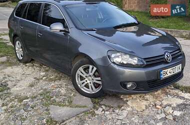 Универсал Volkswagen Golf 2009 в Ровно