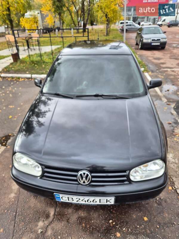 Хэтчбек Volkswagen Golf 1999 в Чернигове