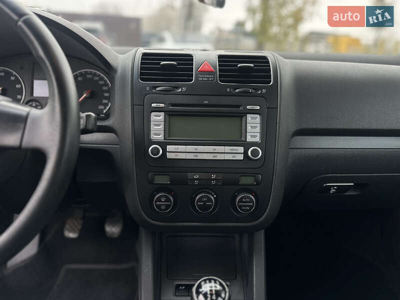 Хэтчбек Volkswagen Golf 2005 в Виннице фото 32 Хэтчбек Volkswagen Golf 2005 в Виннице