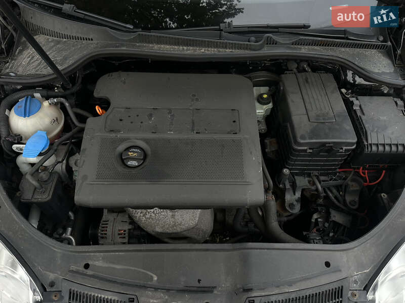Хэтчбек Volkswagen Golf 2005 в Виннице фото 45 Хэтчбек Volkswagen Golf 2005 в Виннице