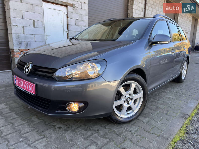 Универсал Volkswagen Golf 2010 в 