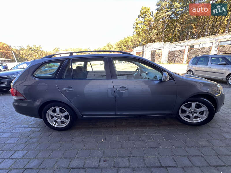 Універсал Volkswagen Golf 2010 в Луцьку фото 5 Універсал Volkswagen Golf 2010 в Луцьку