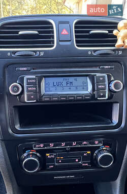 Универсал Volkswagen Golf 2010 в 