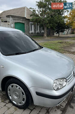 Хетчбек Volkswagen Golf 2000 в Миколаєві
