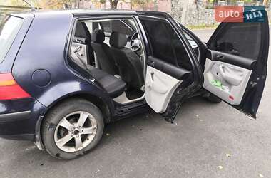 Хэтчбек Volkswagen Golf 1998 в  фото 8 Хэтчбек Volkswagen Golf 1998 в
