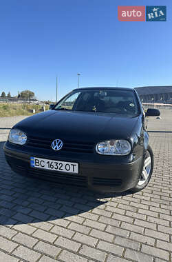Хэтчбек Volkswagen Golf 2001 в Львове