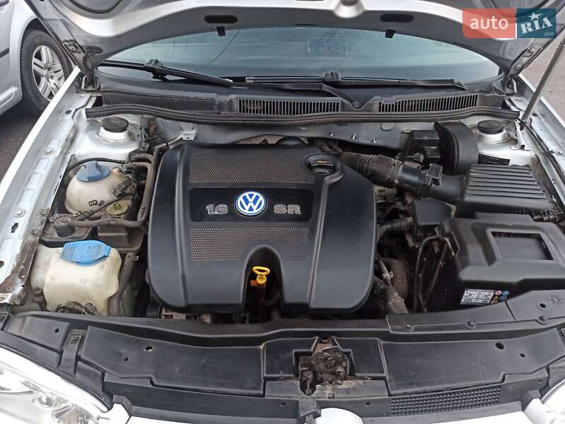 Хетчбек Volkswagen Golf 2003 в Черкасах фото 21 Хетчбек Volkswagen Golf 2003 в Черкасах