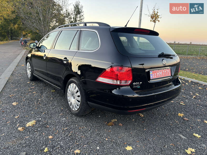 Универсал Volkswagen Golf 2009 в Ворзеле