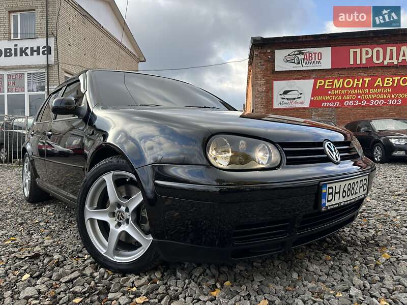 Volkswagen Golf 2000