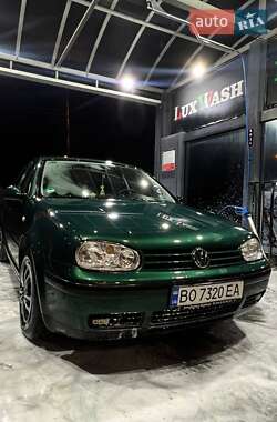Хетчбек Volkswagen Golf 1998 в Кам'янець-Подільському